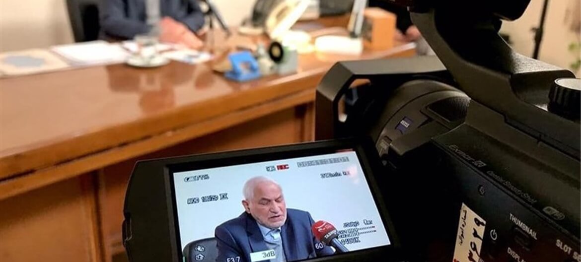 چه کسی هواپیمای حامل امام در ۱۲ بهمن ۵۷ را بیمه کرد؟
