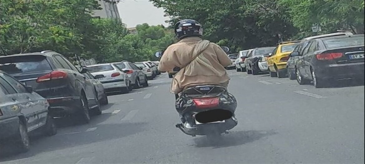 خانم‌ها برای دریافت 